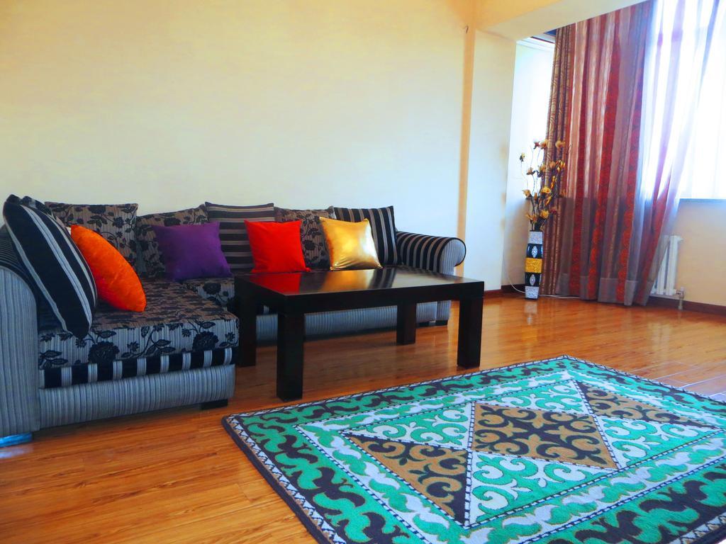 Bishkek House Apartament Zewnętrze zdjęcie
