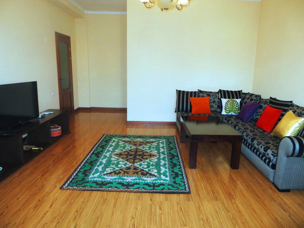 Bishkek House Apartament Zewnętrze zdjęcie